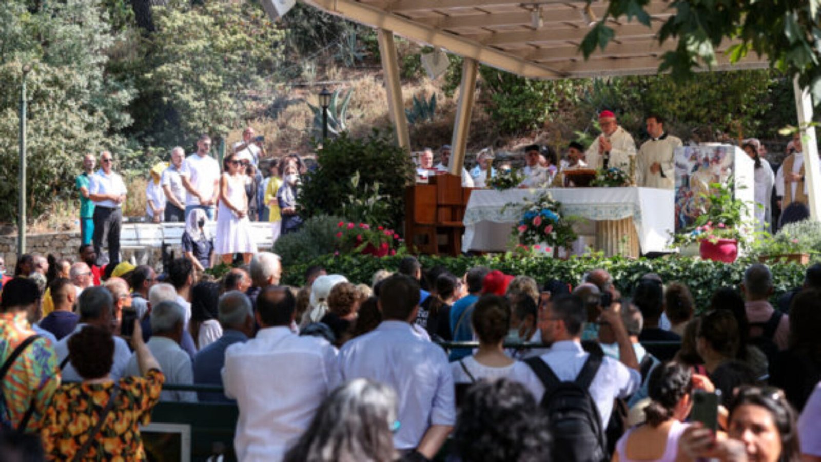house-of-virgin-mary-mass-ceremony